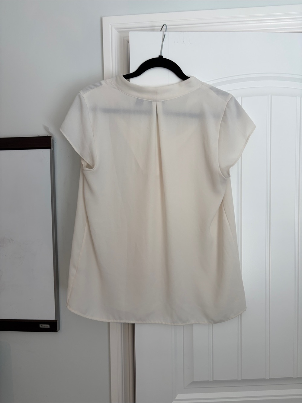 Halogen Cream V-Neck Cap Sleeve Blouse - Picture 3 of 3